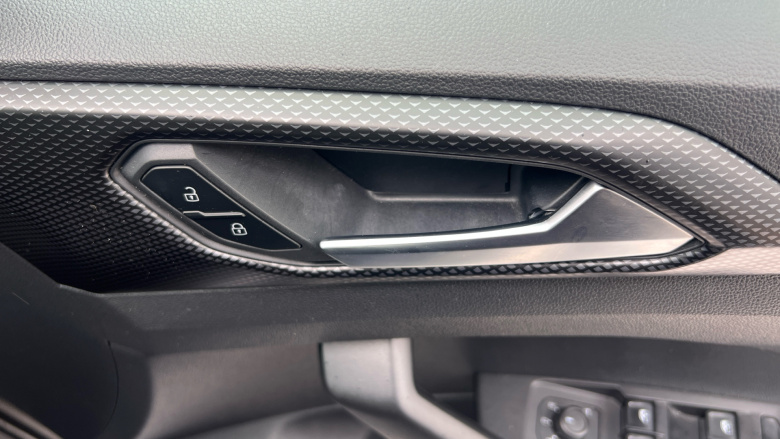 Volkswagen T-Cross 1.0 TSI 110 SE Edition 5dr Petrol Estate